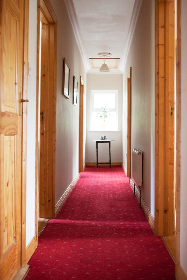 Inviting 4-Bed House In Strokestownヴィラ エクステリア 写真
